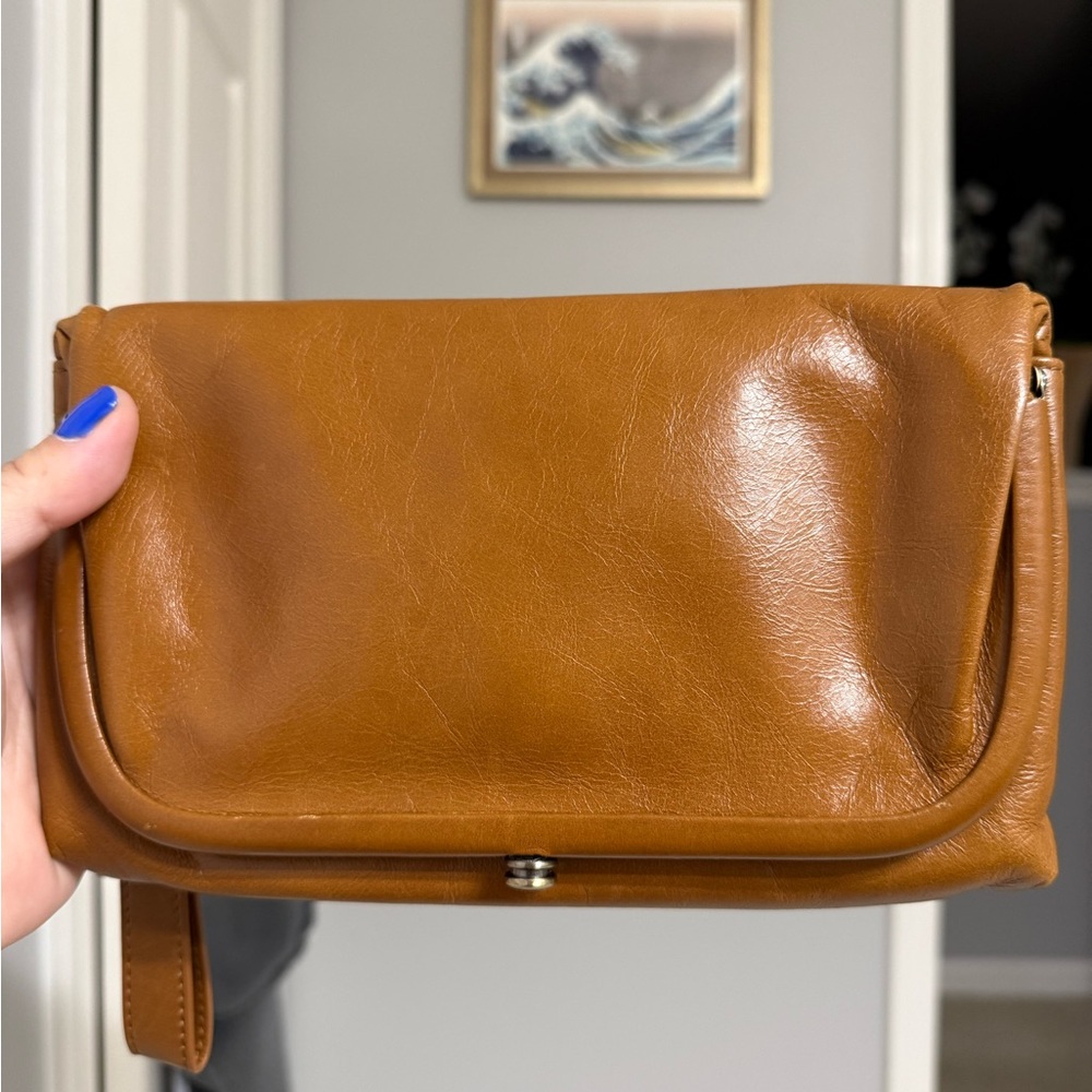 Clutch wallet